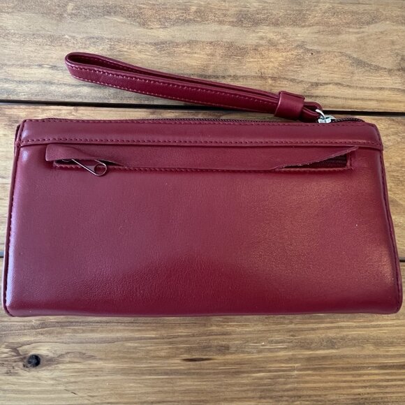 Wilson's Leather Pelle Studio Red Wristlet Wallet Credit Card Holiday Christmas - Picture 2 of 16